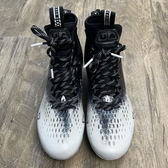 NEW Men\'s UA Spotlight Lux MC 2.0 Football Cleats main image 9